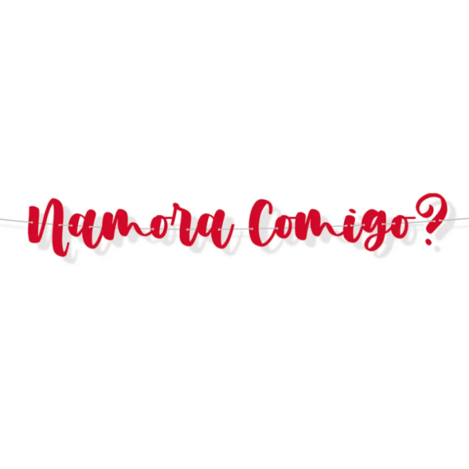 faixa banner decorativo vermelha NAMORA COMIGO