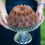 Forma de Bolo Bundt Crown (Coroa) - NORDIC WARE - 26,7 x 11,5 cm - Image 3