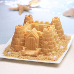 Forma de Bolo Bundt Castle (Castelo) - NORDIC WARE 9.75" L x 9.75" W x 4.4" H