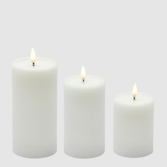 Vela LED Branca15cm - Image 3